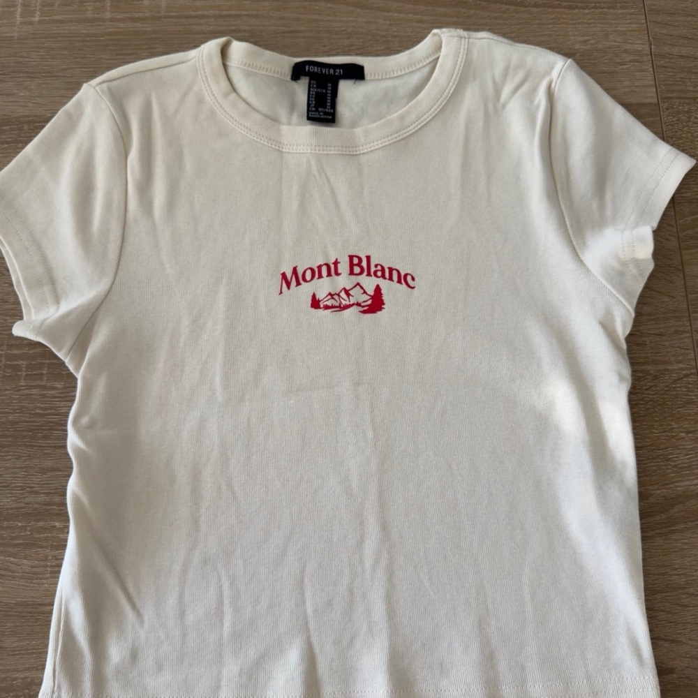 Forever 21 Ivory Tee with Red Mont Blanc Design